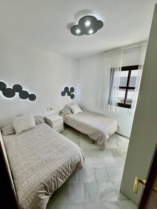 Piso Centrico Y Tranquilo Con Garaje Incluido Apartment Sanlúcar de Barrameda Exterior foto